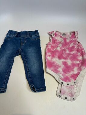 GAP Girls Pink Tie-Dye Bodysuit & Blue Jegging Set
